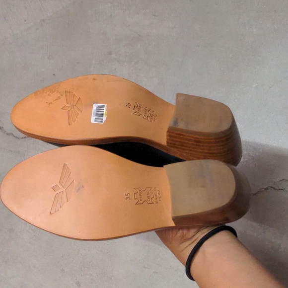 FORTRESS OF INCA Black Leather Michelle Mule  NWOT - Picture 5 of 9